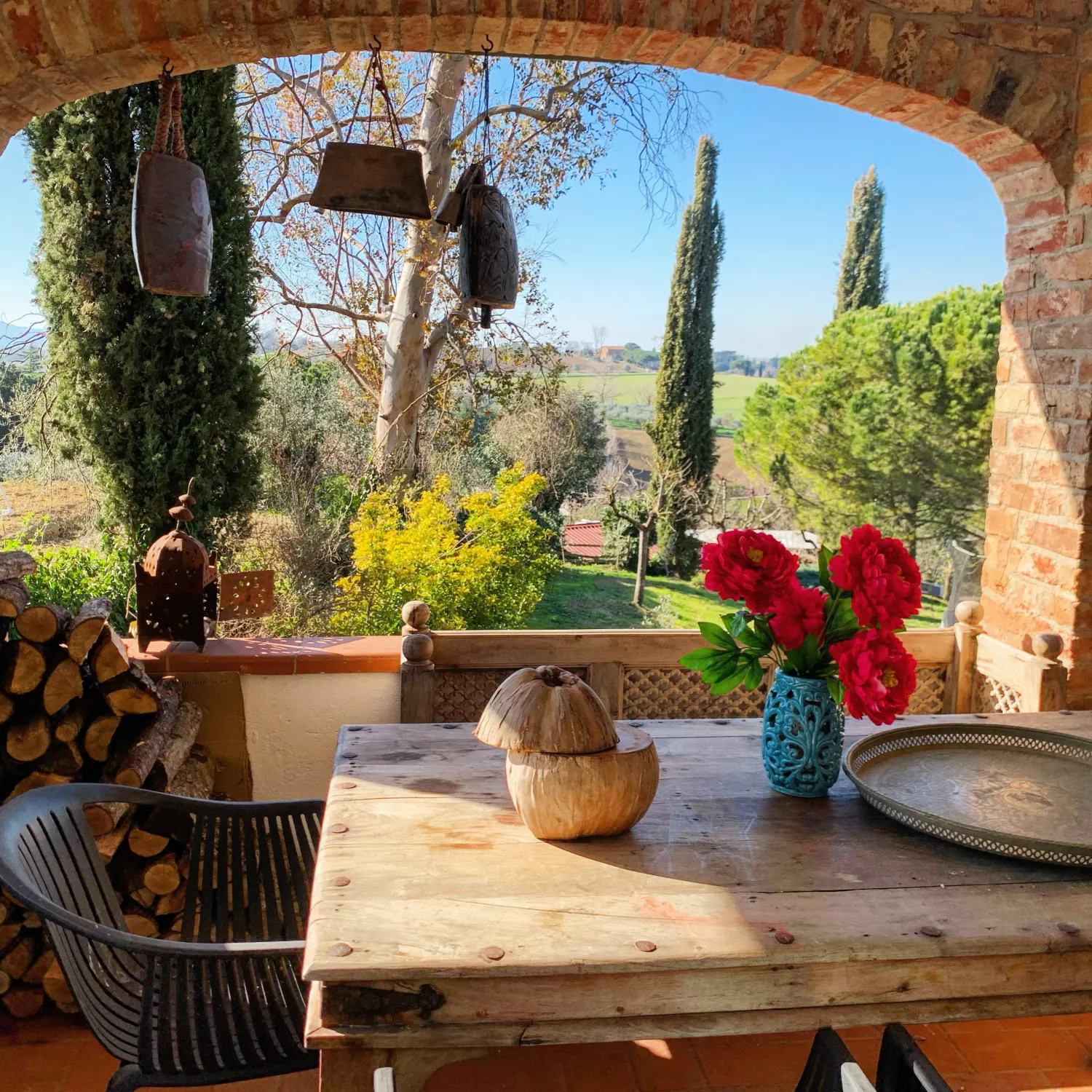 Al fresco dining with stunning view